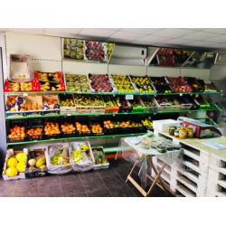 Negozio frutta e verdura in Caserta centro